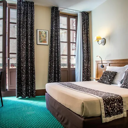 Héliot Hotel 3*